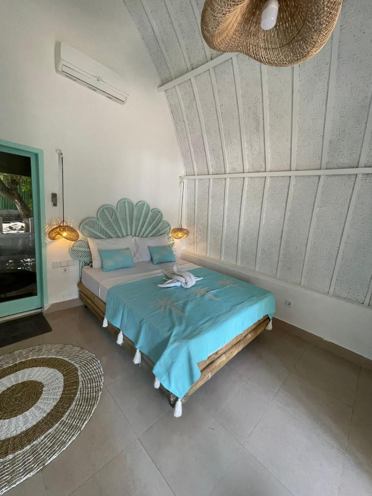 Playa Bonita Hotel & Beach Club Gili Air Exteriör bild