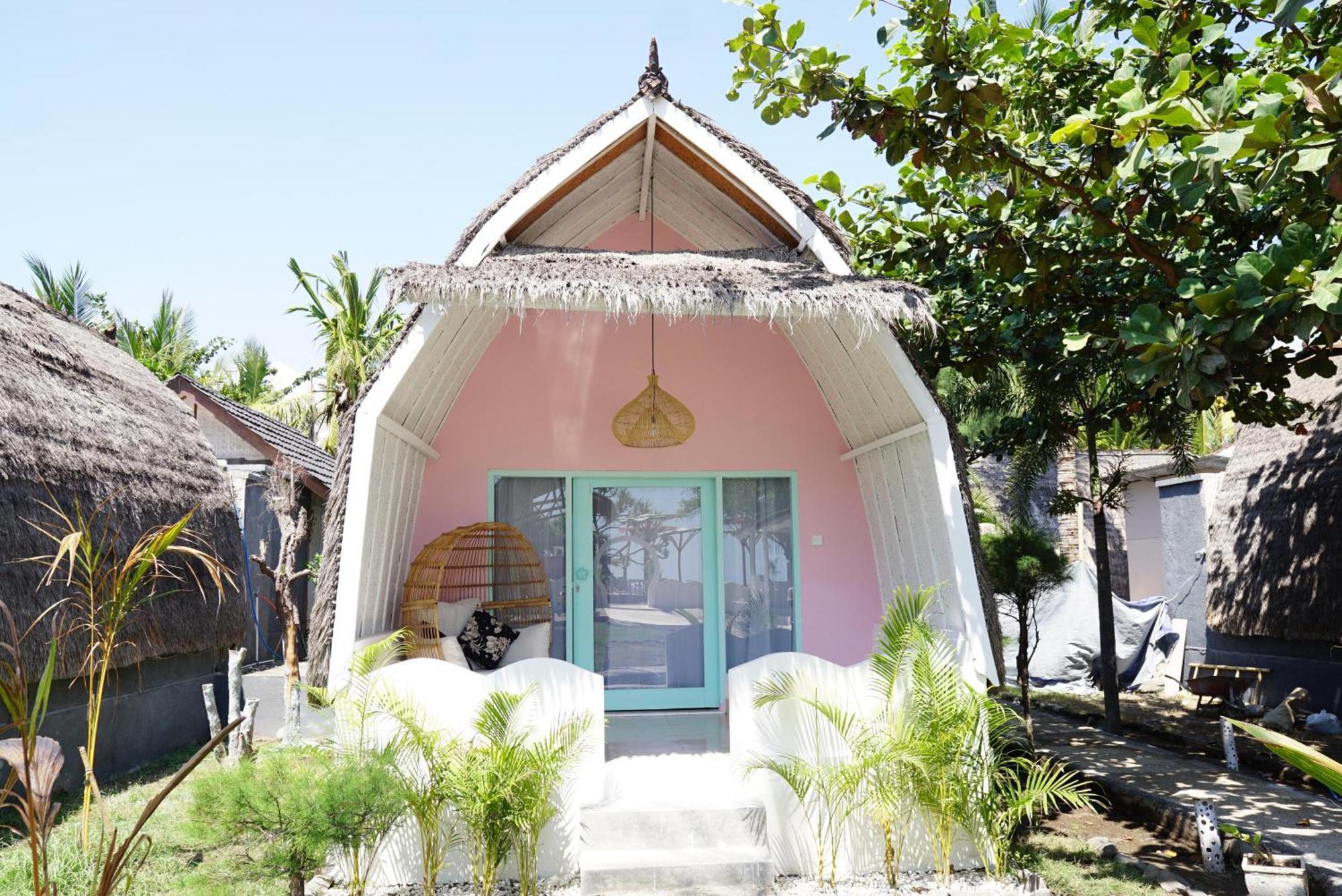 Playa Bonita Hotel & Beach Club Gili Air Exteriör bild