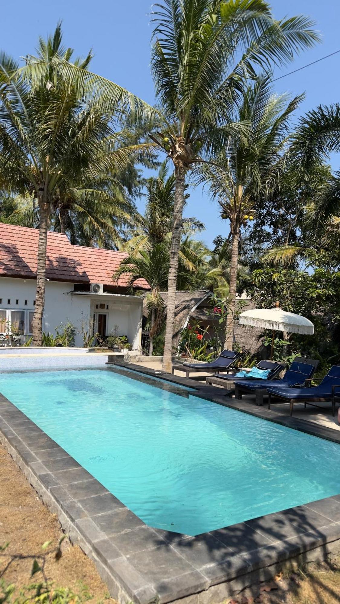 Playa Bonita Hotel & Beach Club Gili Air Exteriör bild
